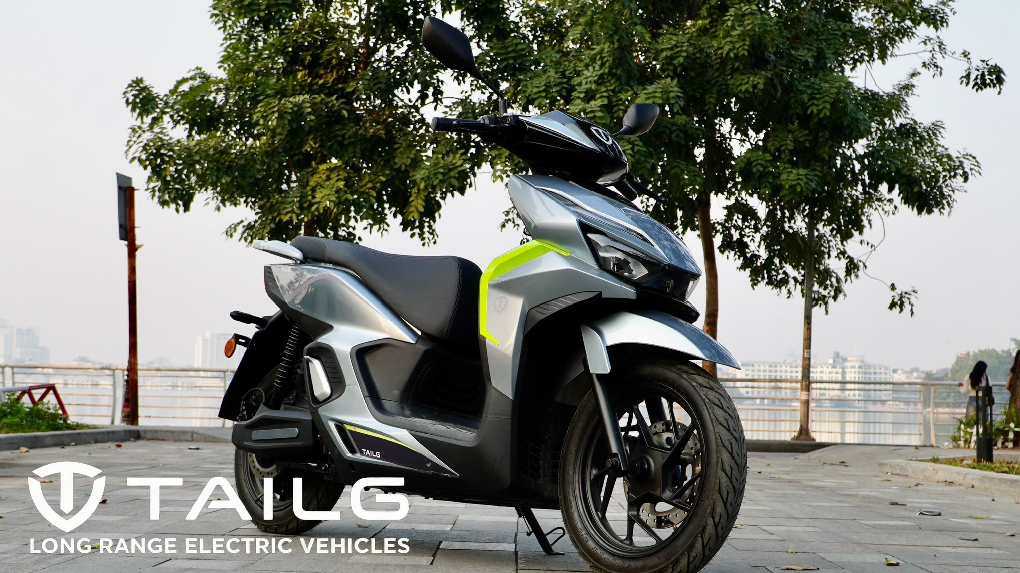 Xe M&aacute;y Điện Tailg T72 Pin 72V48A