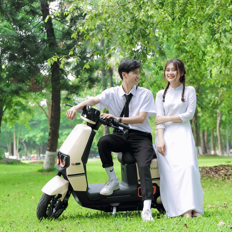 Tại sao ắc quy xe điện của bạn "già" nhanh thế? 10 dấu hiệu cảnh báo và cách phòng tránh hiệu quả