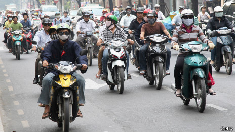 Cấm xe máy bảo vệ môi trường