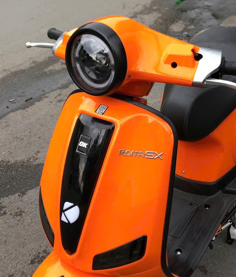 Xe m&aacute;y Điện DK Roma SX NFC